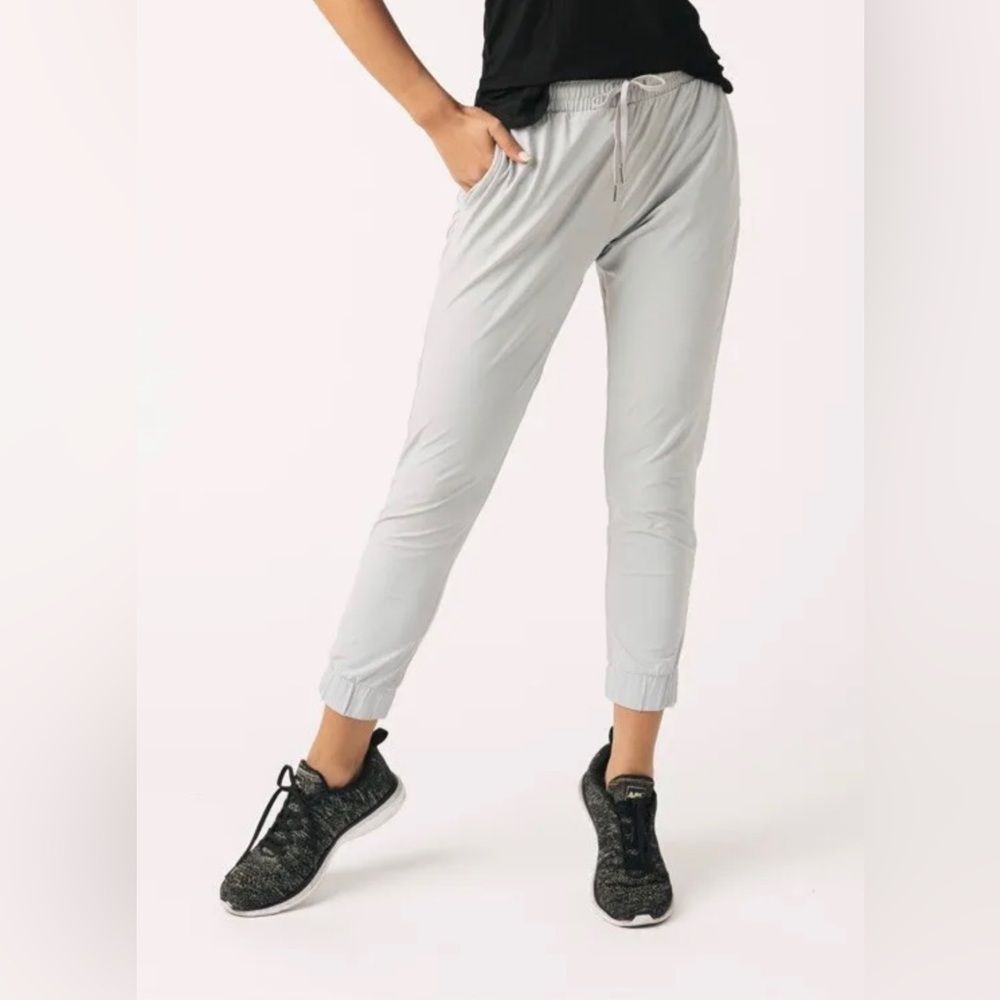 Zyia 🌙 gray Everywhere zipper pocket women joggers sz Large